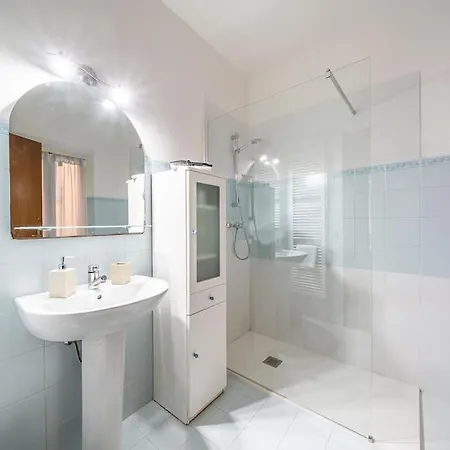 Апартаменты Gallucci - A 2 Passi Dal Duomo Модена